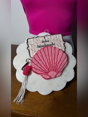 VIRAL BEADED BAG - PINK SEASHELL WALLET 2026